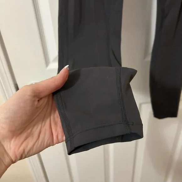 HALARA NWT UltraSculpt Leggings butt lifting - Picture 12 of 14